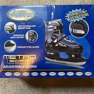 Youth ice skates